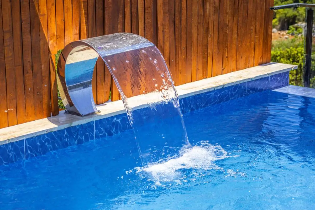 Pool Equipment Repair in Irving, TX