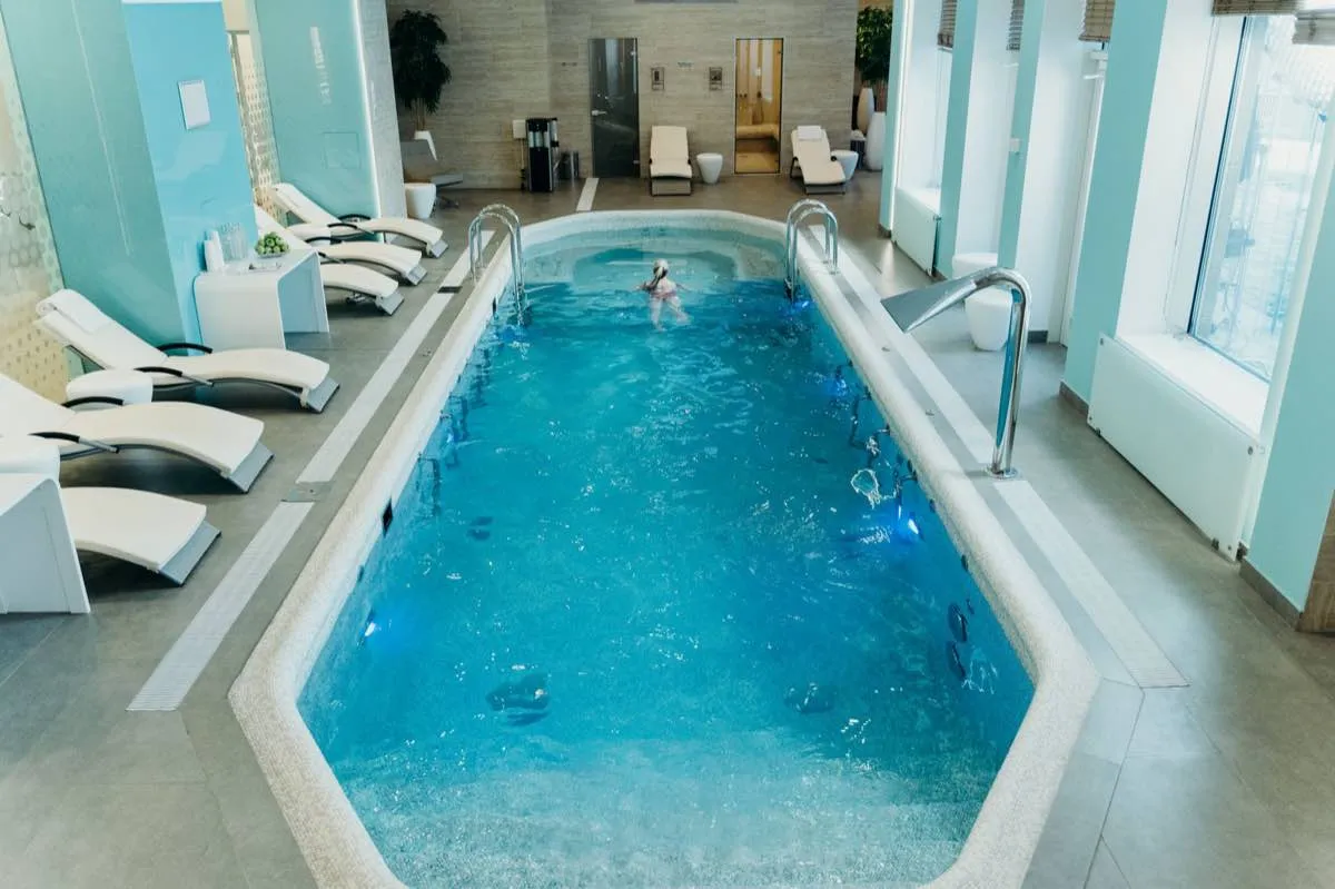 Commercial pool services in Irving, TX